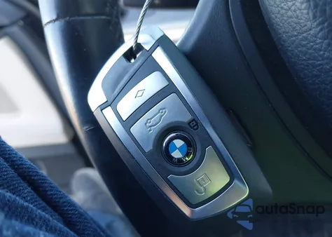 2012 BMW 750Li z USA, uszkodzony, nr VIN WBAKB8C57CC964815